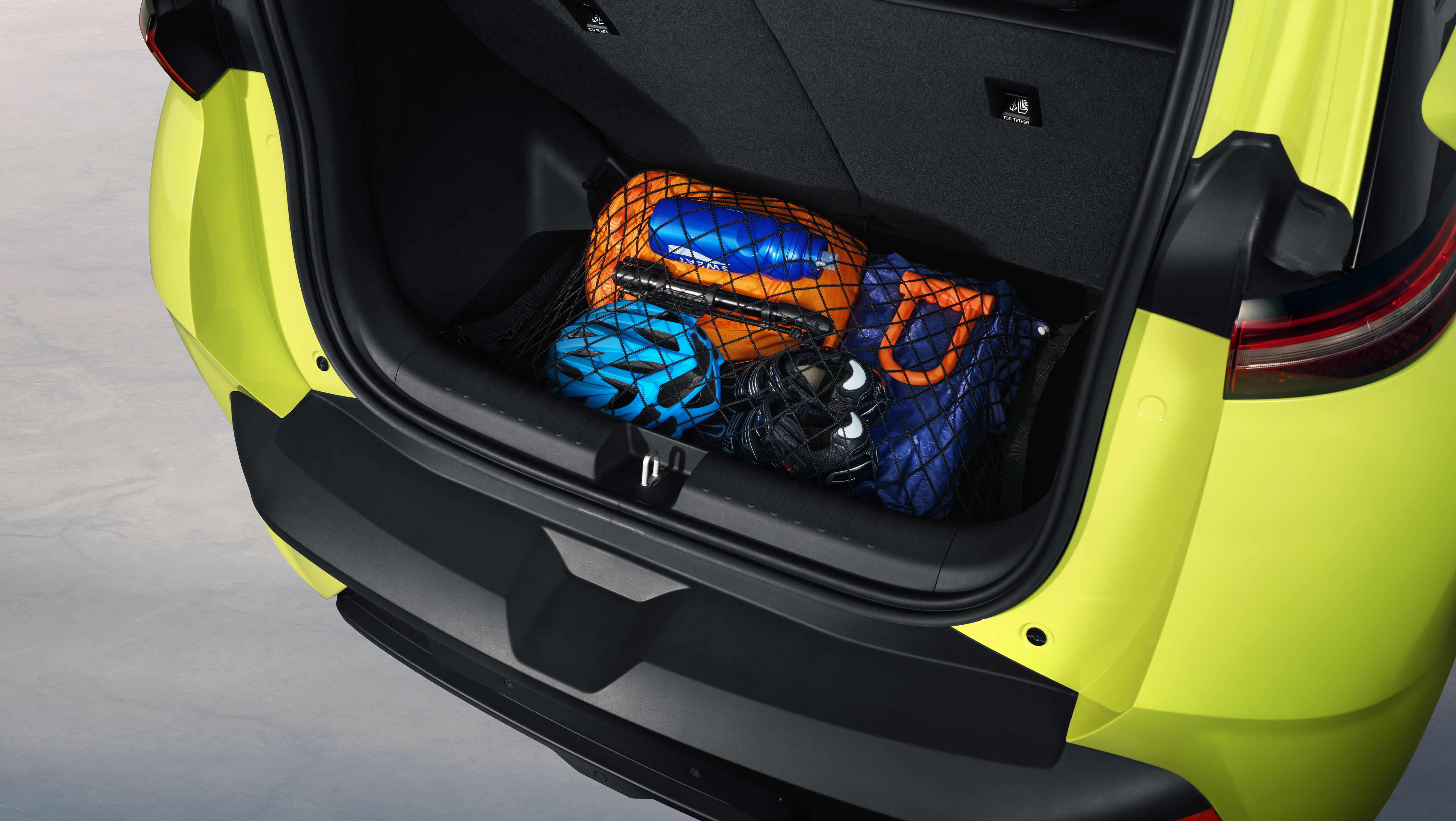 Plašs un ietilpīgs bagāžas nodalījums